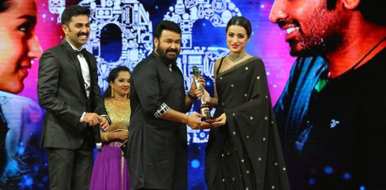 ഏഷ്യാനെറ്റ് ഫിലിം അവാർഡ്‌സ് 2019 വിജയികള്‍ - മോഹൻലാൽ, മഞ്ജു വാരിയർ 1